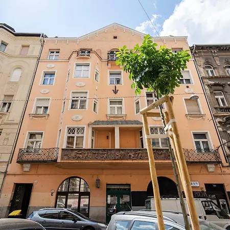 Apartment A20- Bp Modern Boutique *