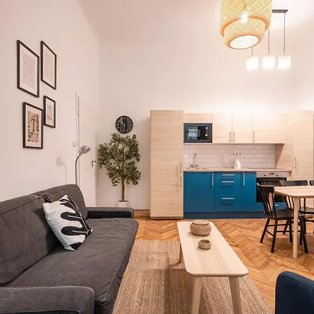 A20- Bp Modern Boutique Budapesta