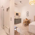 A20- Bp Modern Boutique * Βουδαπέστη